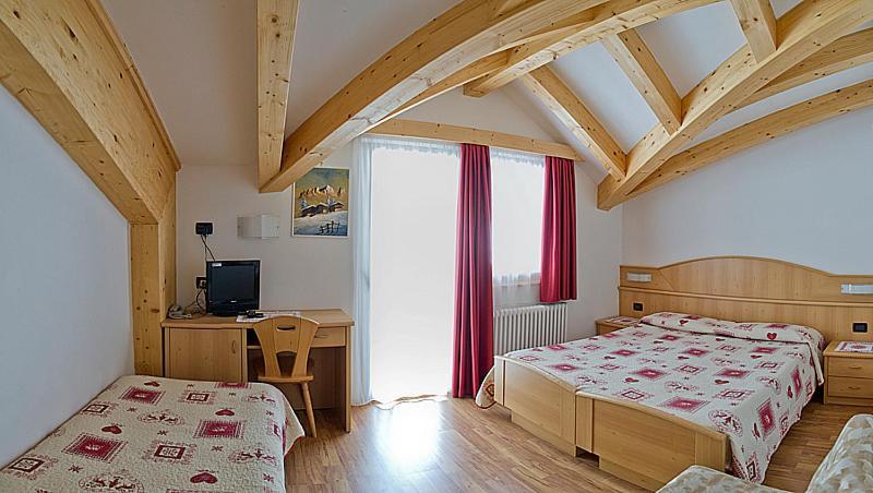 Hotel Miramonti Vigo di Fassa Eksteriør billede